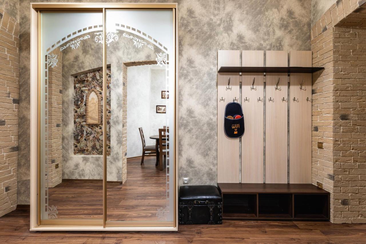Historic Apartment Sofia In The Old Town リヴィウ エクステリア 写真